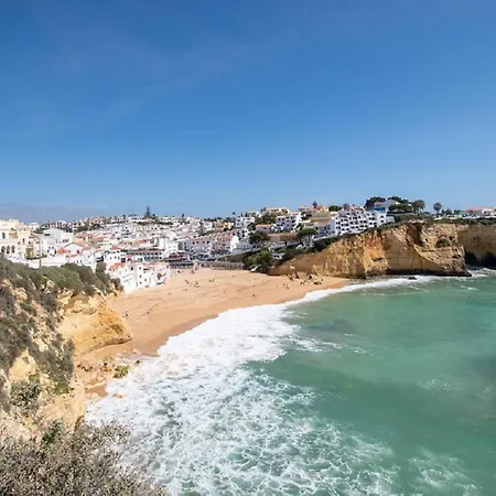 Ruca - Centrally & Modernized *