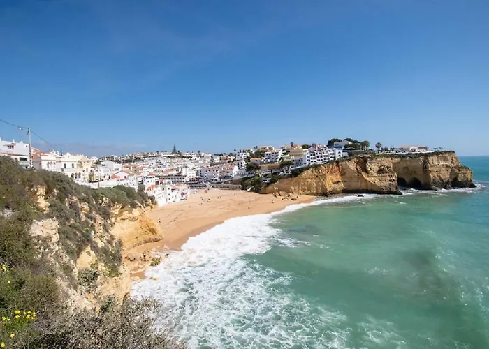 Ruca - Centrally & Modernized *