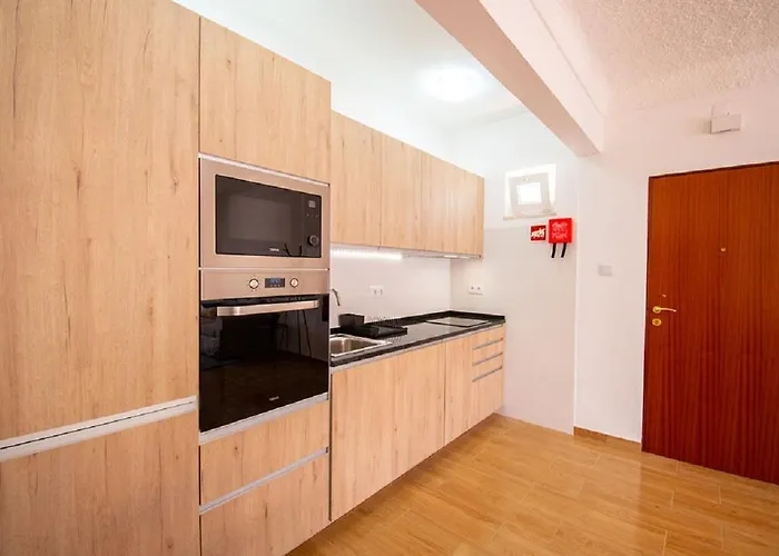 Ruca - Centrally & Modernized