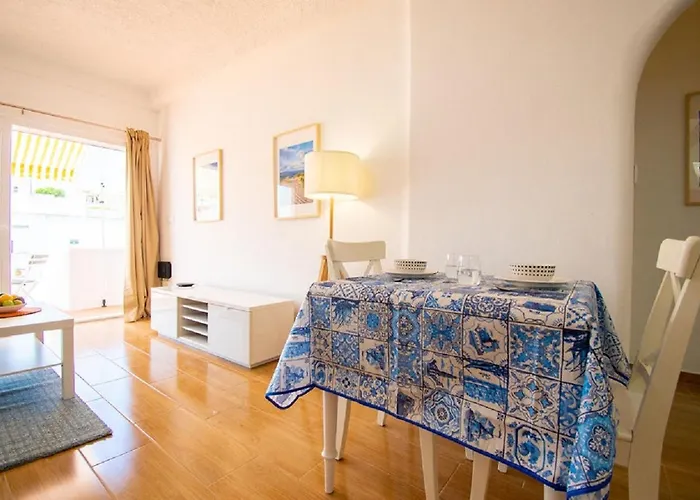 Ruca - Centrally & Modernized Apartament