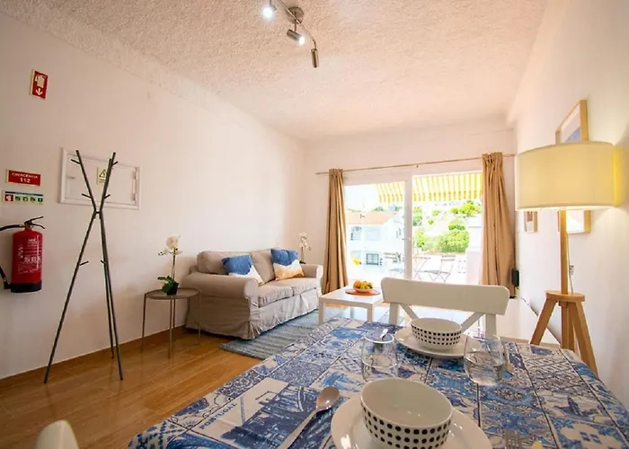 Ruca - Centrally & Modernized Apartament