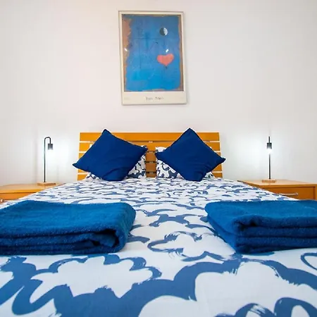 Ruca - Centrally & Modernized Apartment
