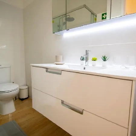 Ruca - Centrally & Modernized Apartment *