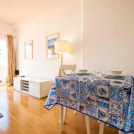 Ruca - Centrally & Modernized Apartment